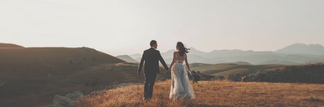 Easy Weddings cover image